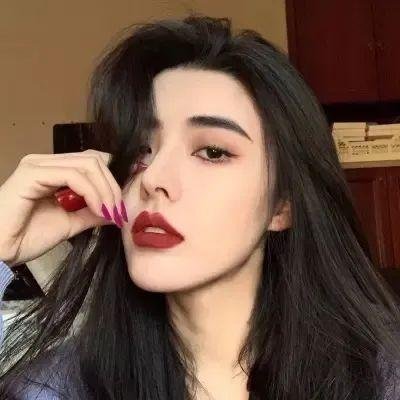 愤怒的小鸟：夏日疯狂第一季